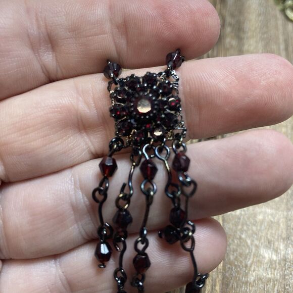 Avon Necklace And Earrings Garnet Rhinestones Dark Gothic Y2k - Picture 7 of 8